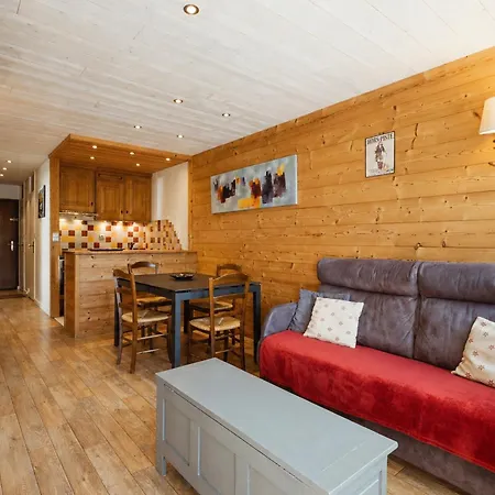 3*, Chaleureux, 6 Pers., Proche Pistes & Commerces, Wifi - Fr-1-304-77 *